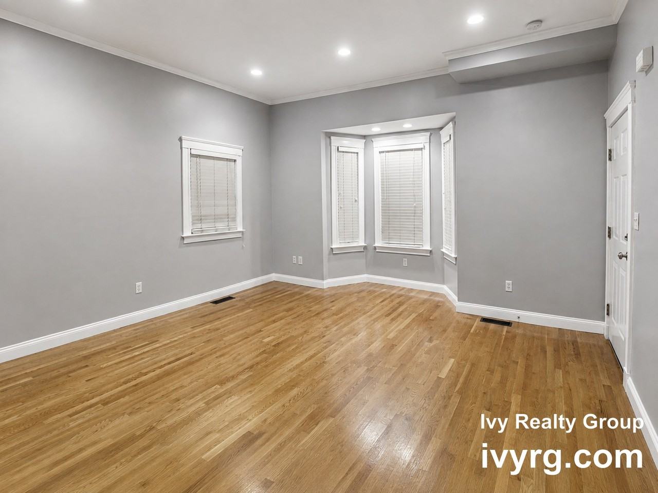 86 Mount Vernon St #1 - Photo 3 of 21