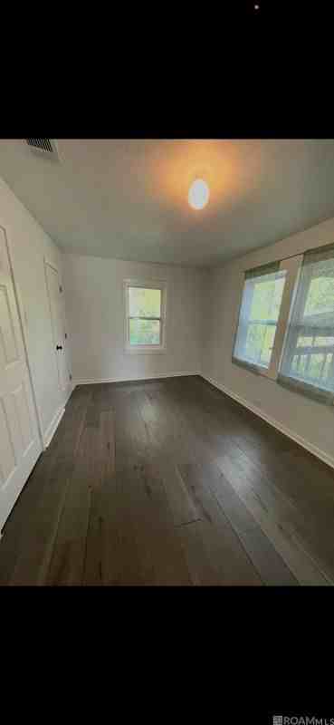 1366 Avenue A - Photo 4 of 7