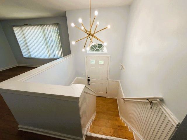 83 Essex Ave - Photo 6 of 27