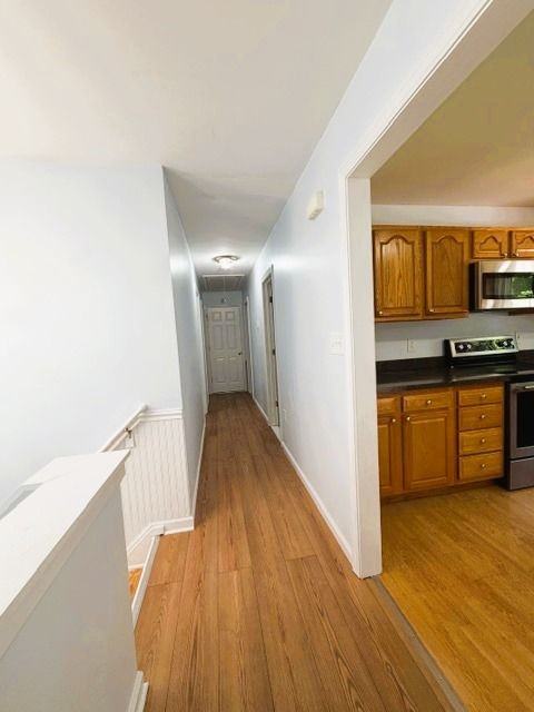 83 Essex Ave - Photo 7 of 27