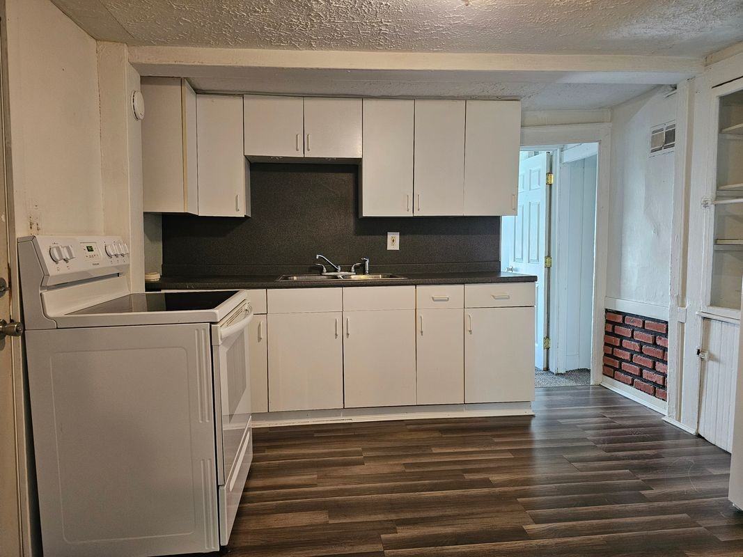 7 South St - Photo 2 of 3
