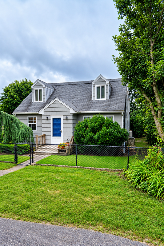 48 Rosemont Ave - Photo 2 of 3