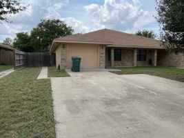 featured image of 910 Crymes Ln