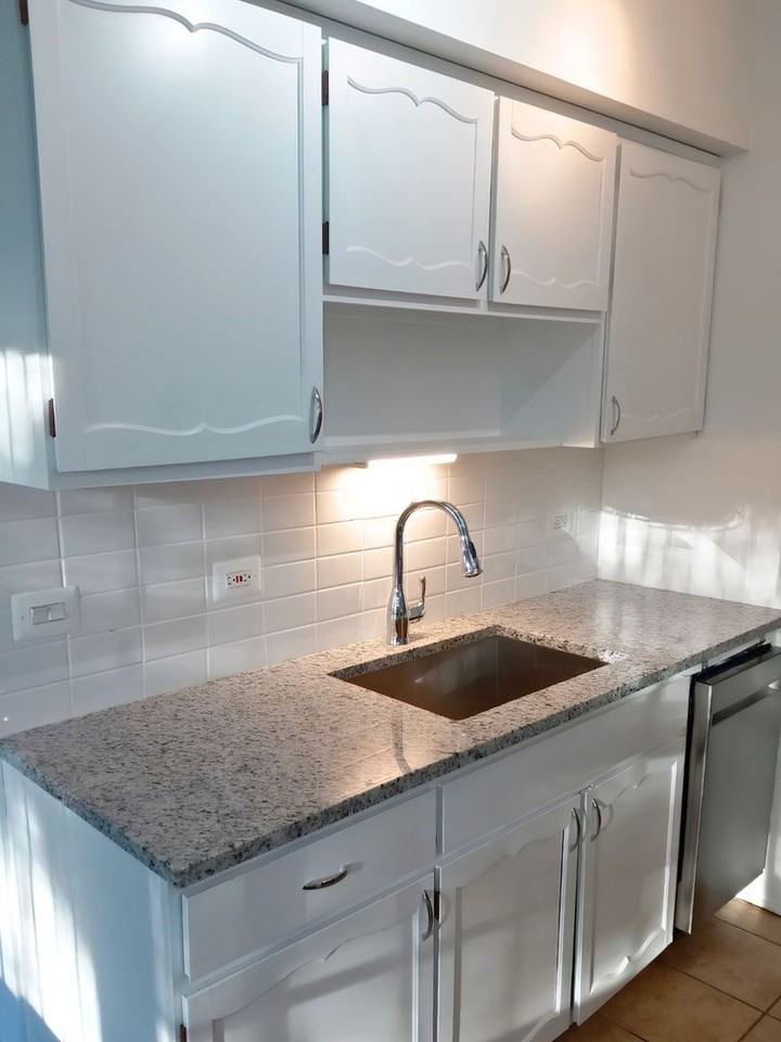 2420-30 W. 183rd Street - Photo 2 of 7