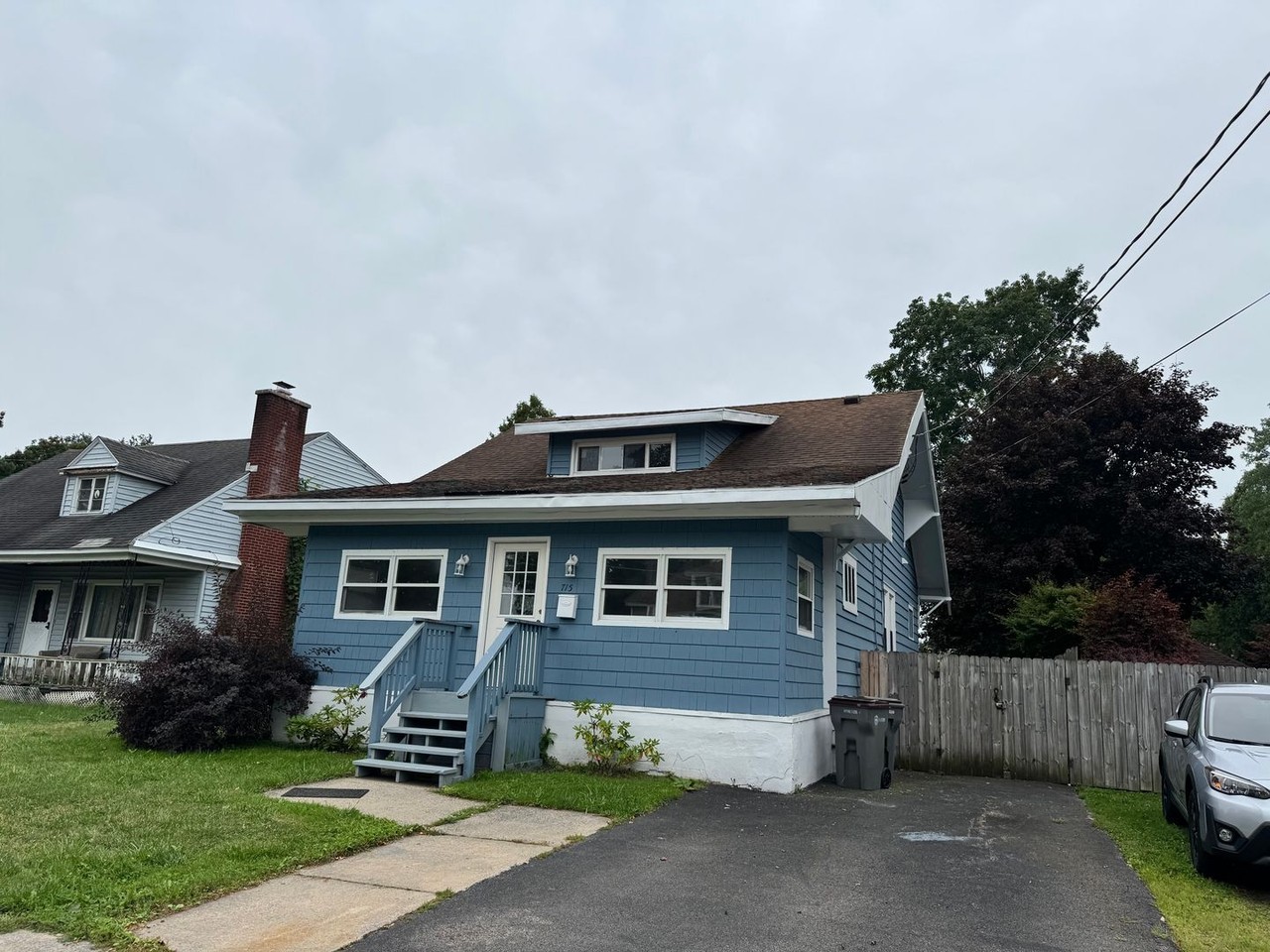 715 W Court St - Photo 2 of 34