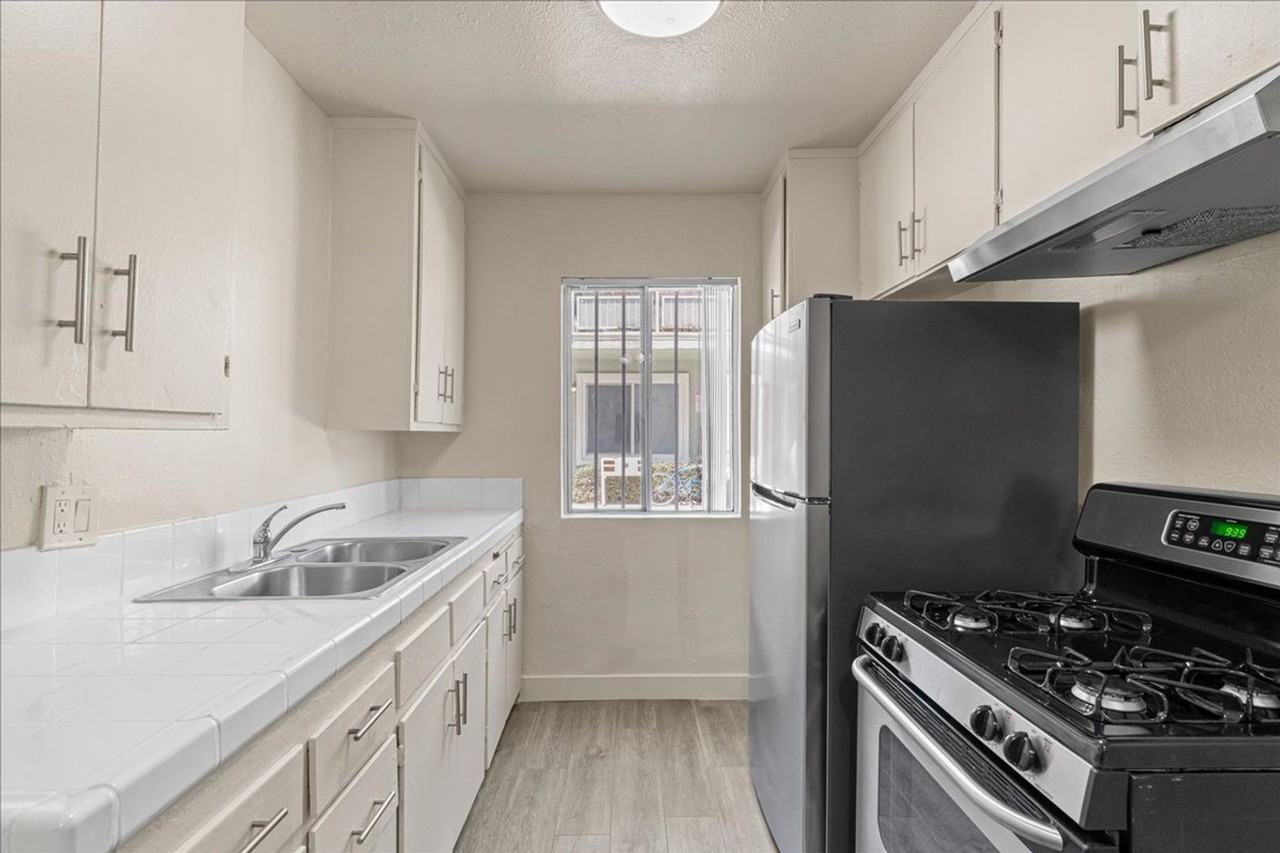 6119 Brynhurst Ave - Photo 3 of 21