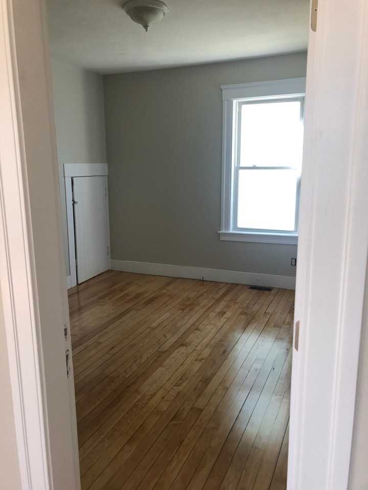 Dartmouth St #1 - Photo 4 of 7