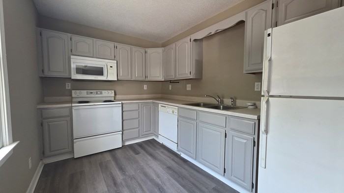 148 Gray Station Rd #205 - Photo 4 of 6