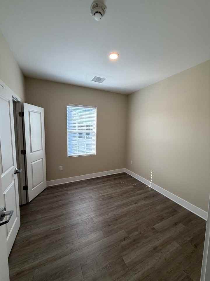 421 W King St #4 - Photo 4 of 14