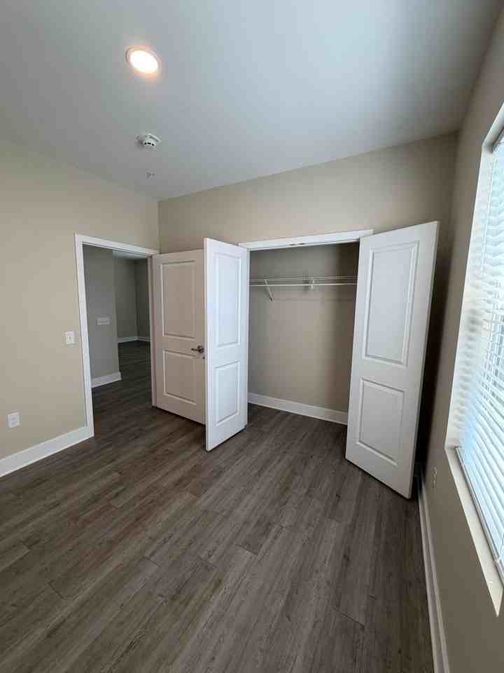 421 W King St #4 - Photo 5 of 14
