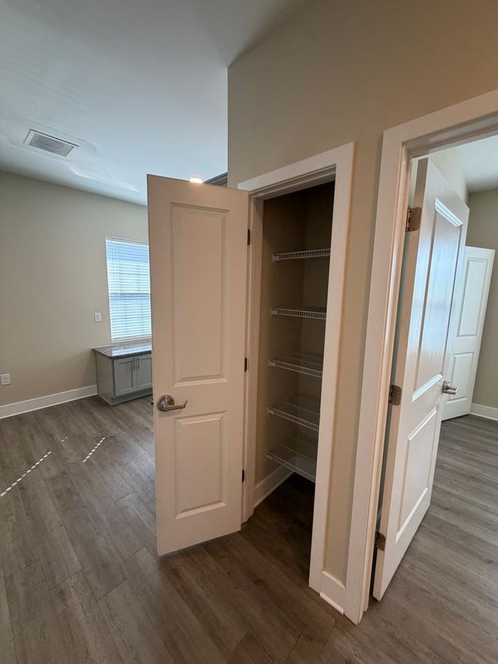 421 W King St #4 - Photo 7 of 14