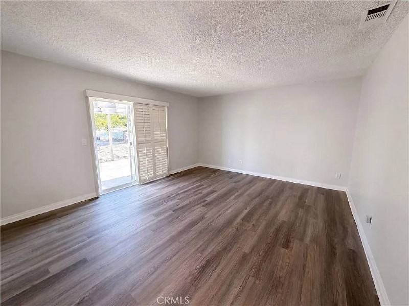 26936 10th Street - Photo 2 of 15