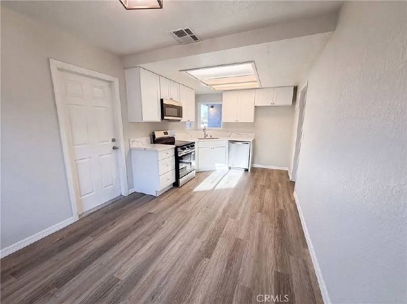 26936 10th Street - Photo 3 of 15
