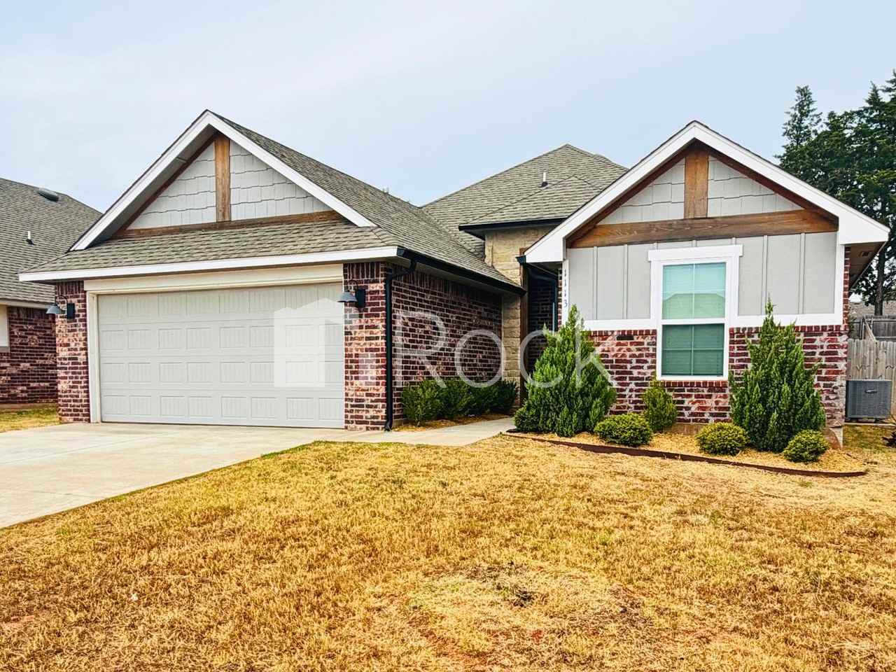 1113 Magnolia Dr