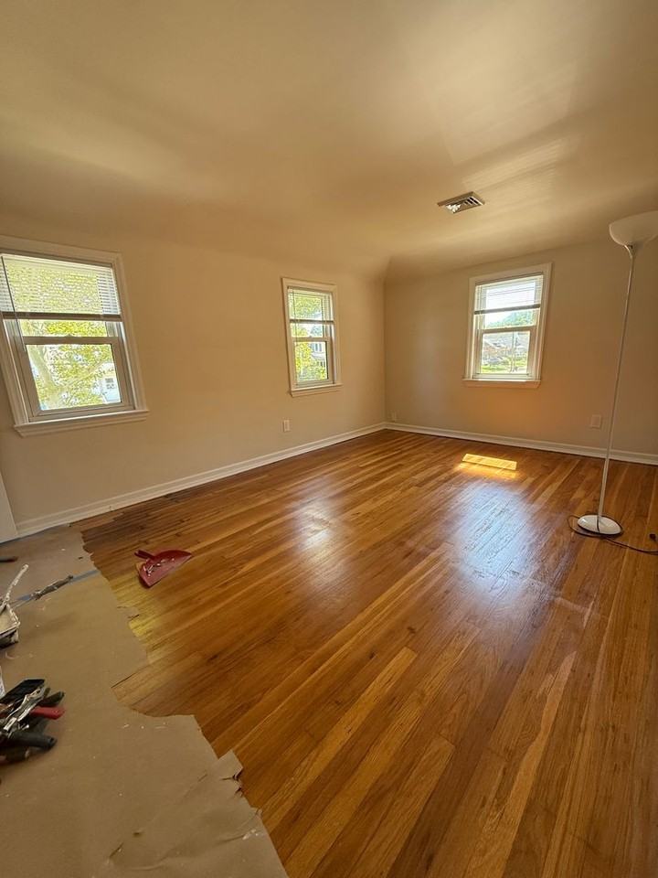 212 Manheim Ave - Photo 2 of 12