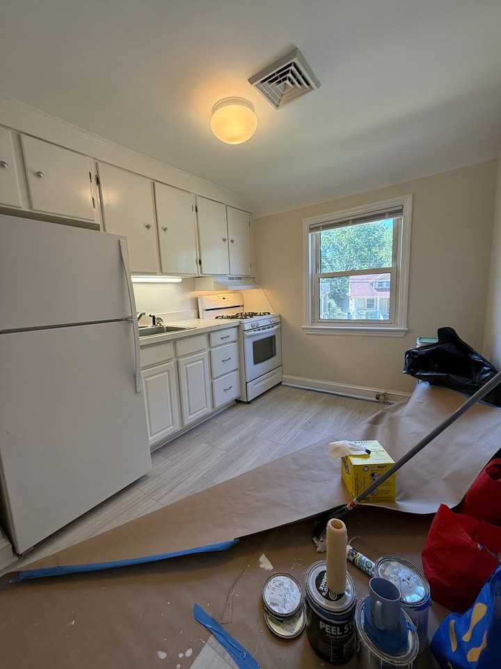 212 Manheim Ave - Photo 6 of 12
