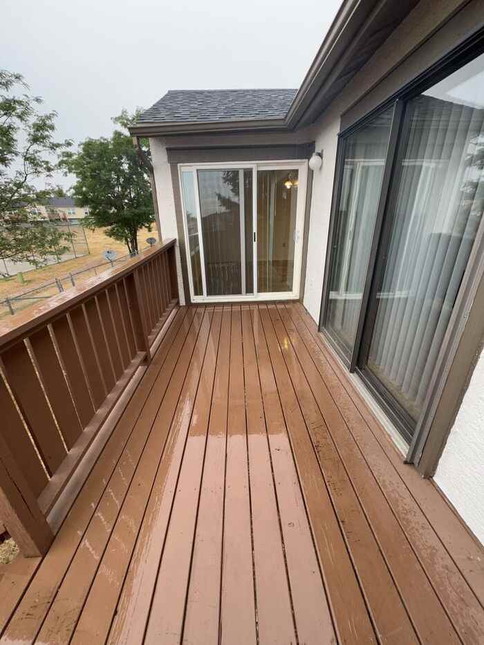 1121 Dakota Dr - Photo 2 of 9