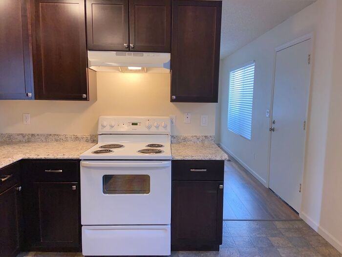 1160 Sutro St #A - Photo 5 of 17