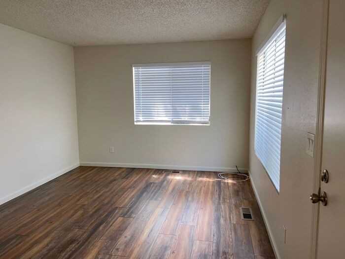 1160 Sutro St #A - Photo 7 of 17