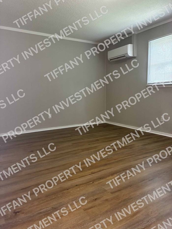 936 Sycamore Ave #A - Photo 3 of 9