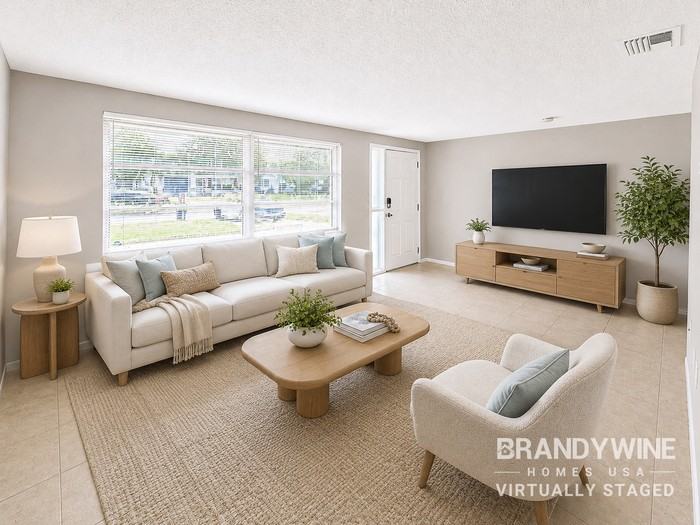 10901 Queens Rd - Photo 3 of 26