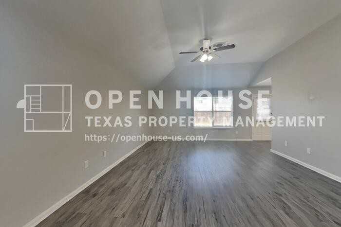 2519 Fox Water Dr - Photo 5 of 21