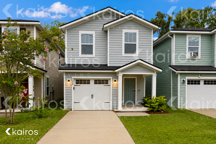 1336 Lake Shore Blvd