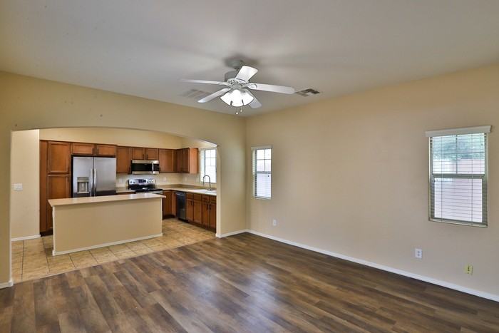 501 N Citrus Ln - Photo 7 of 30