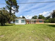 140 Lake Dr - Photo 1 of 1