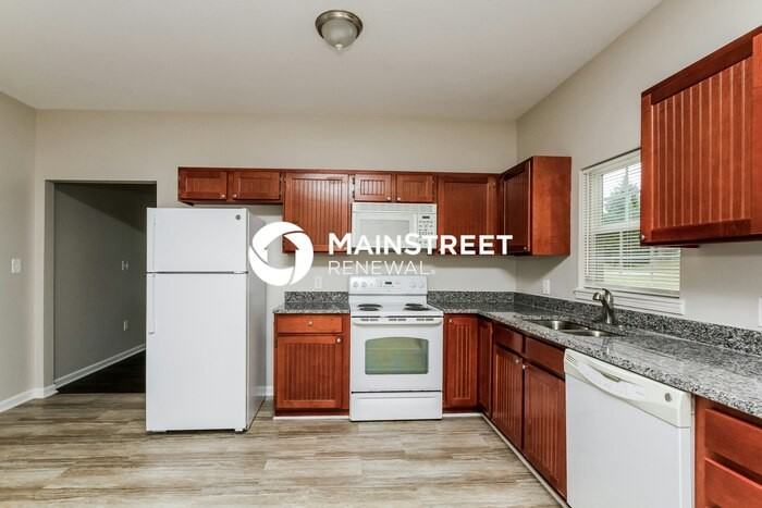801 Stratford Rd - Photo 6 of 16