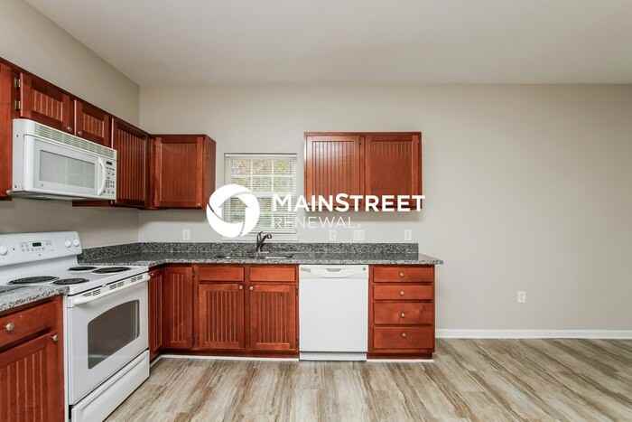801 Stratford Rd - Photo 7 of 16