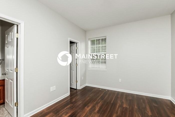801 Stratford Rd - Photo 7 of 16