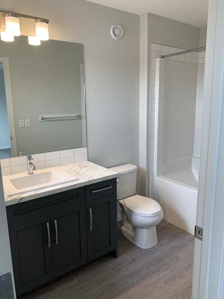 26 Willow Cres - Photo 6 of 10
