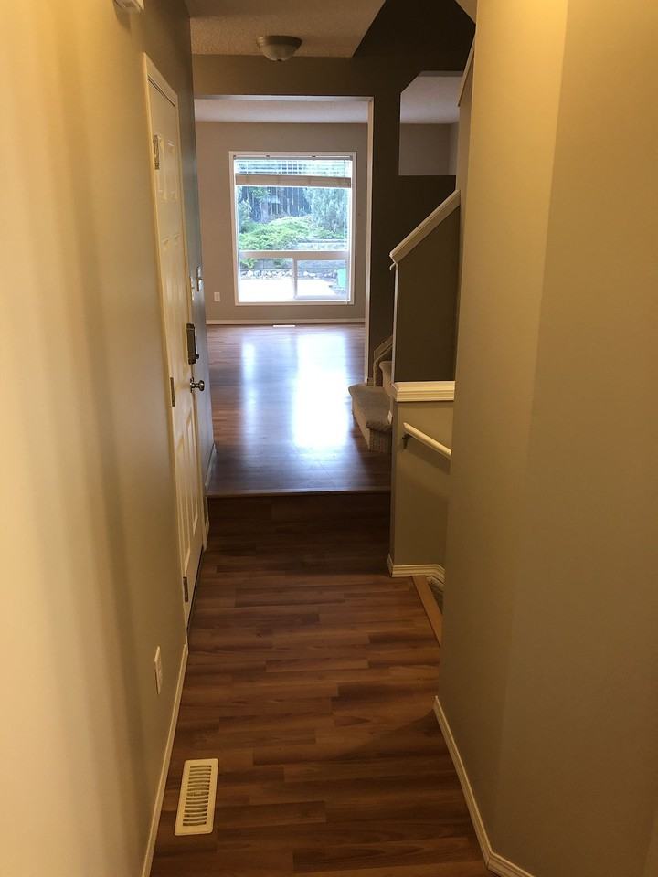 63 Vaughn Ave - Photo 3 of 29