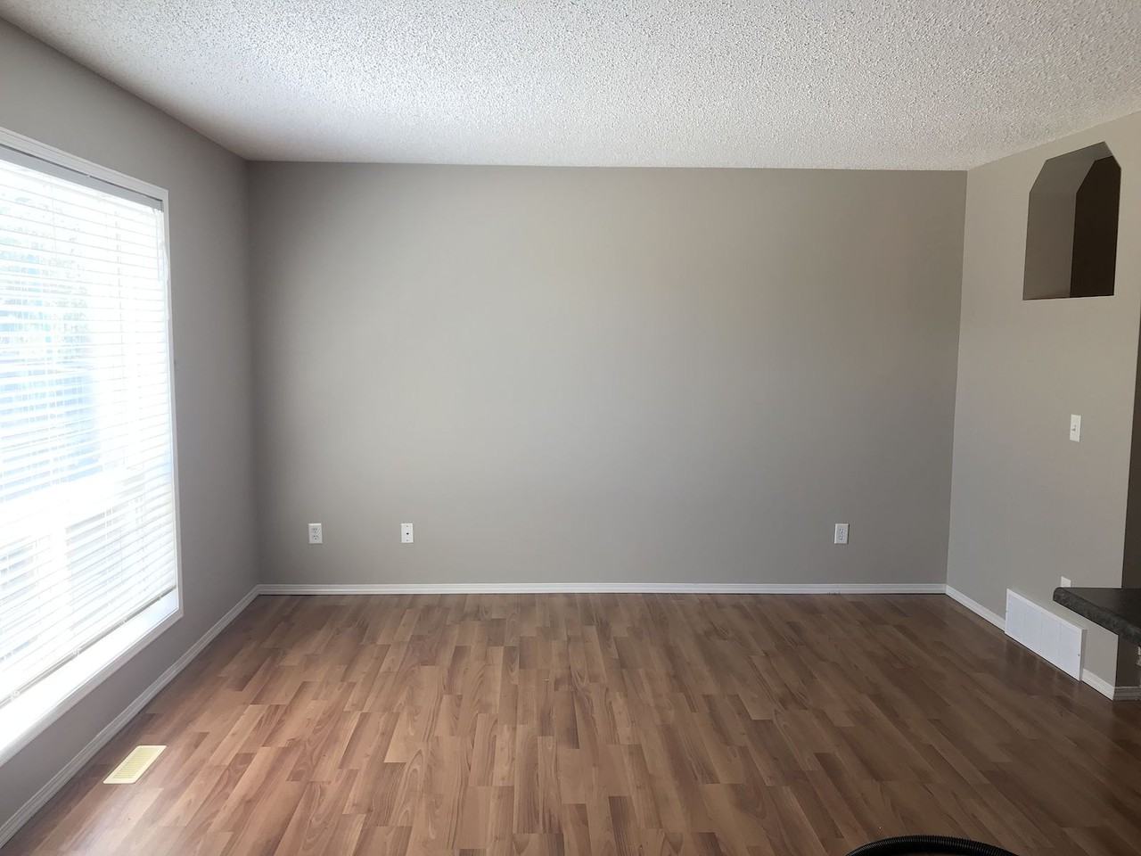 63 Vaughn Ave - Photo 5 of 29