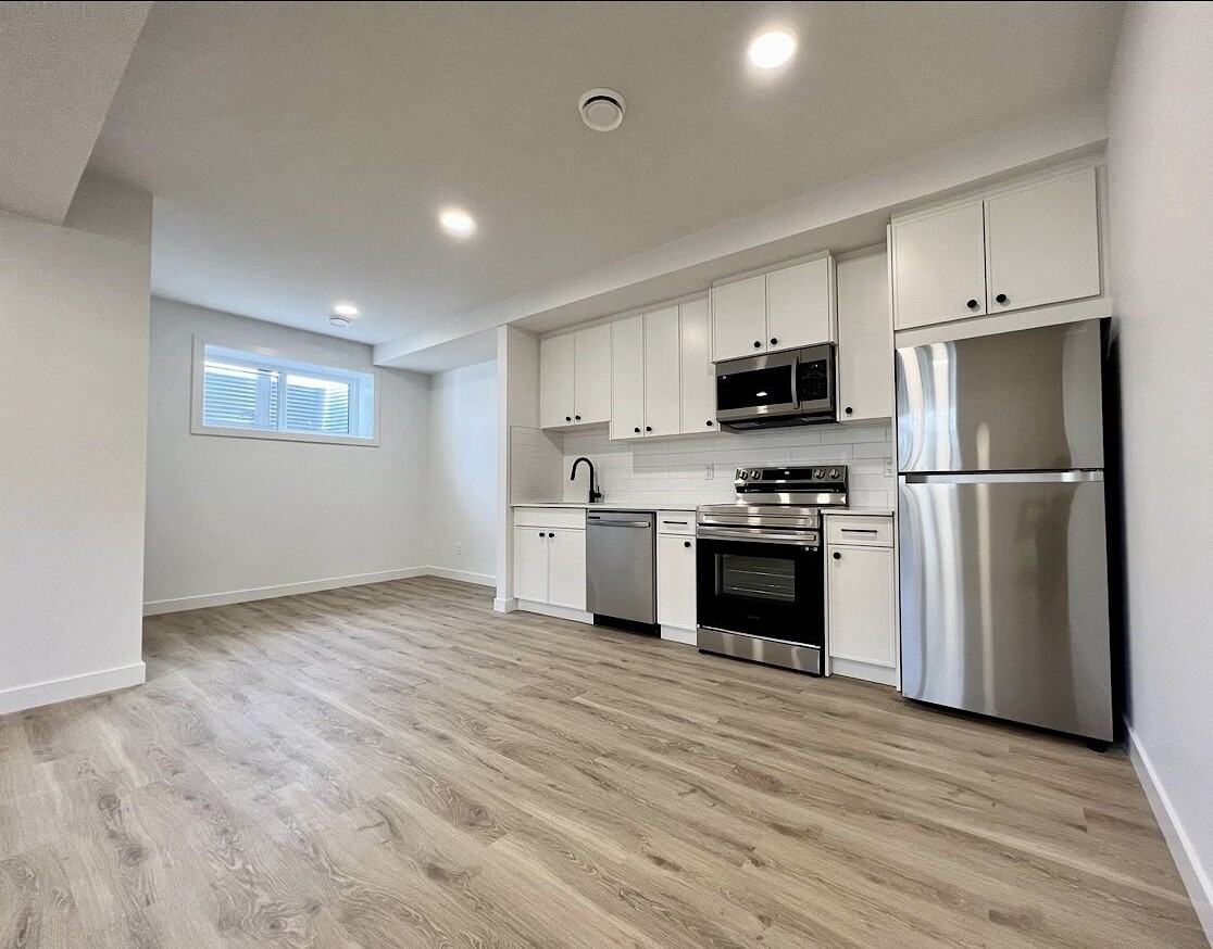 Podersky Pl Sw - Photo 4 of 14