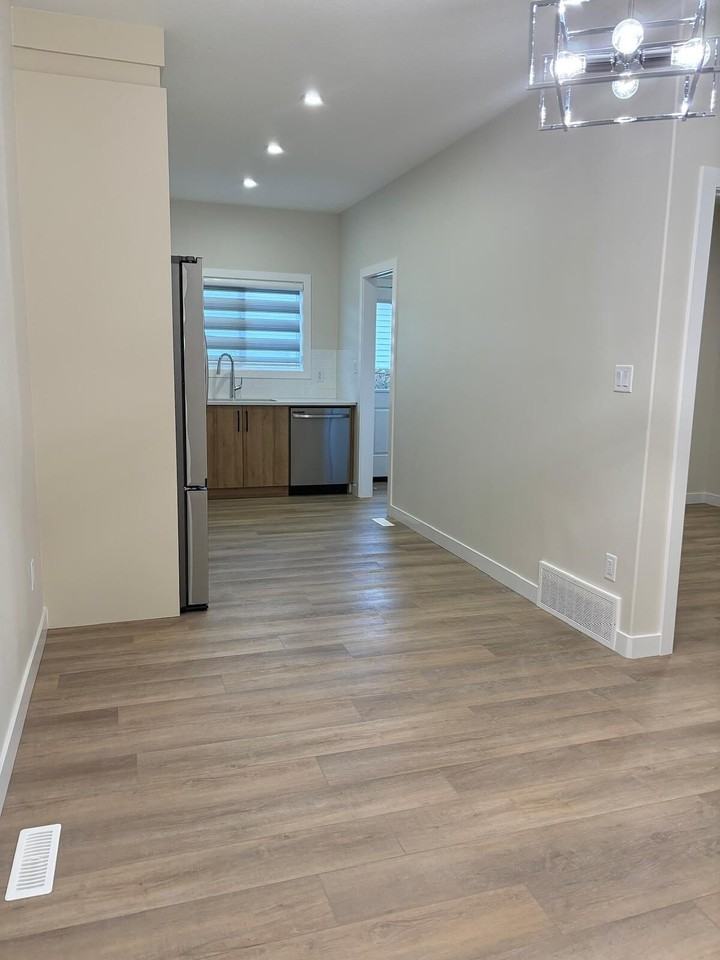 20968 20 Ave Nw - Photo 5 of 27