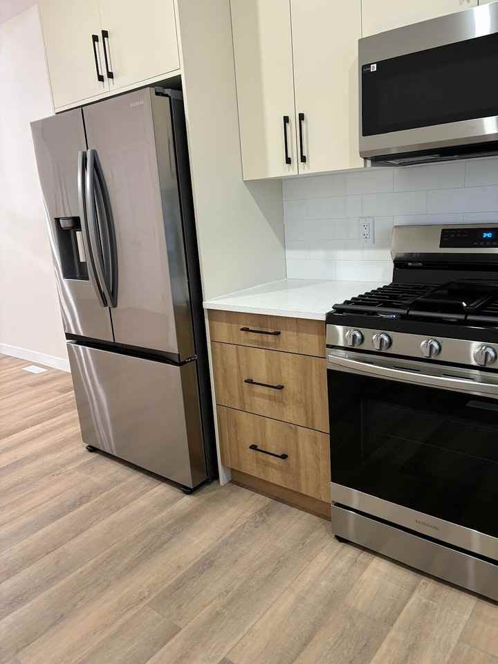 20968 20 Ave Nw - Photo 6 of 27