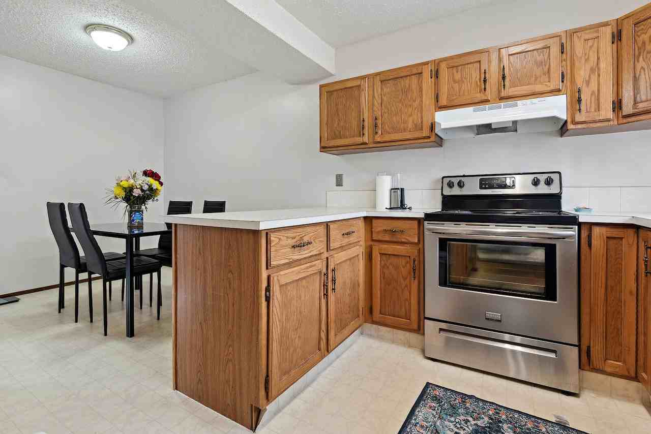 3115 119 St Nw - Photo 7 of 24