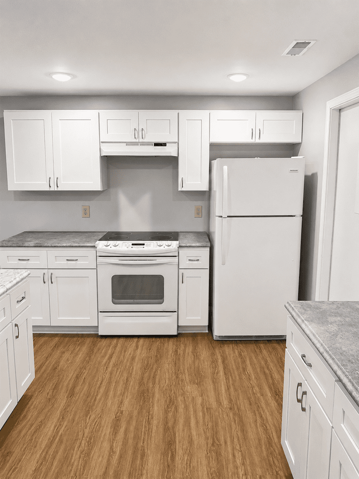 2273 Nutmeg Ct #NA - Photo 2 of 10