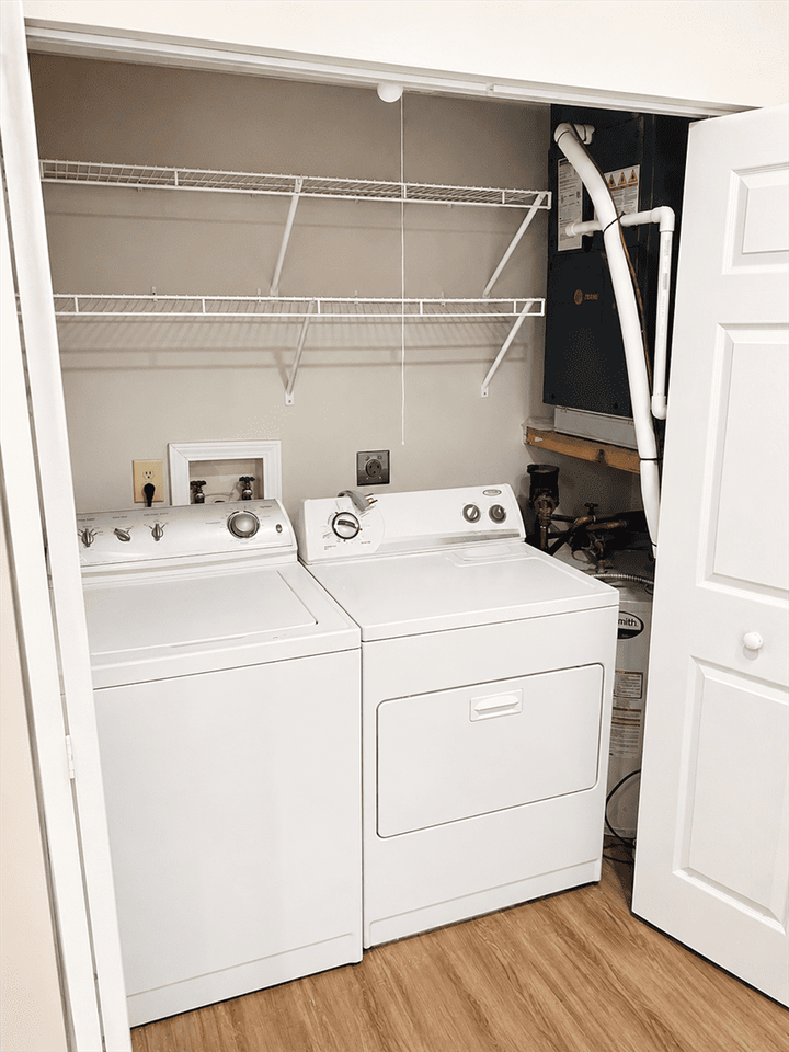 2273 Nutmeg Ct #NA - Photo 7 of 10