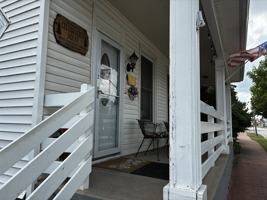 featured image of 6061 Linglestown Rd #2