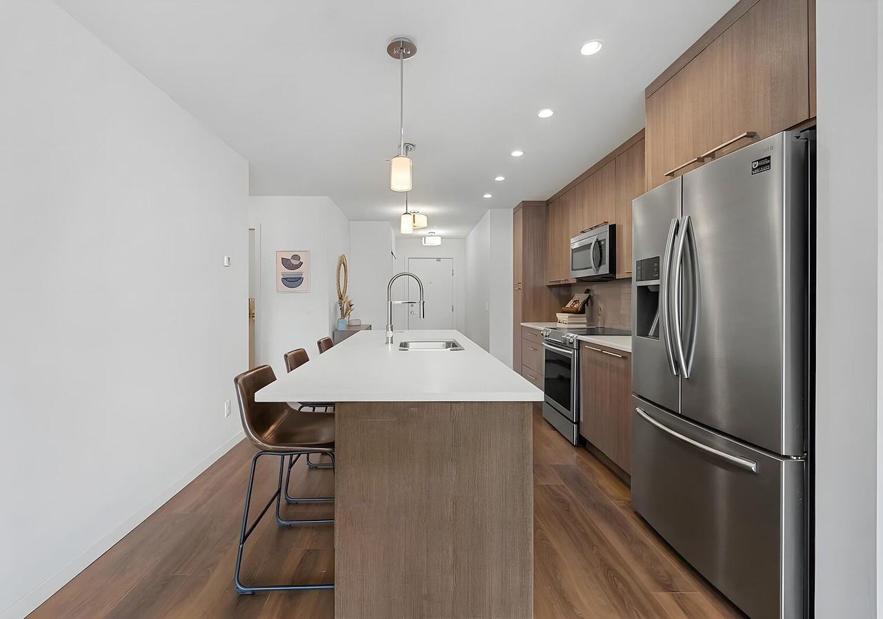 317 22 Ave Sw - Photo 4 of 17