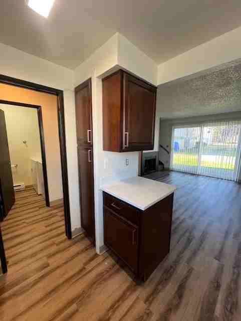 815 W Bellwood Dr #32 - Photo 2 of 14
