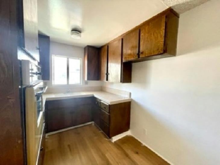 13242 Cullen St #6 - Photo 7 of 9