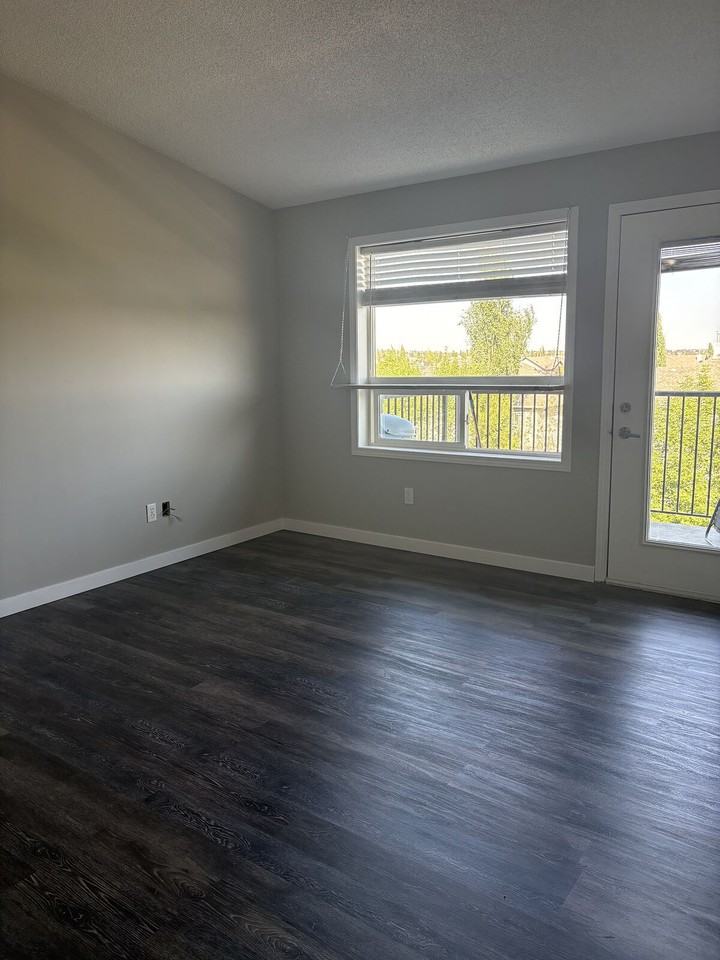 9357 Park Place Terwillegar Terrace - Photo 5 of 8
