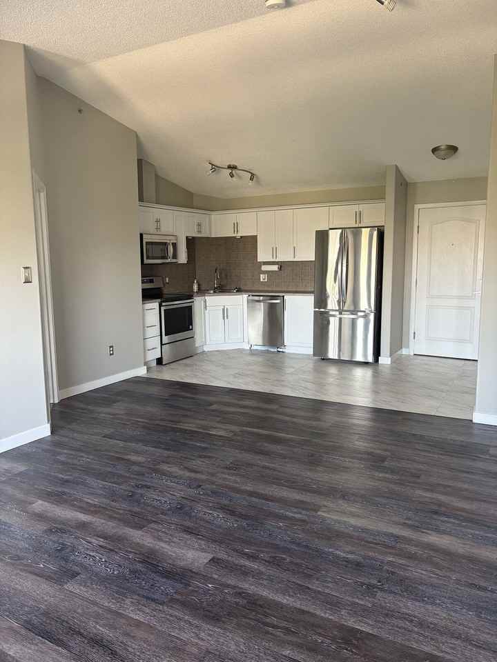 9357 Park Place Terwillegar Terrace - Photo 7 of 8