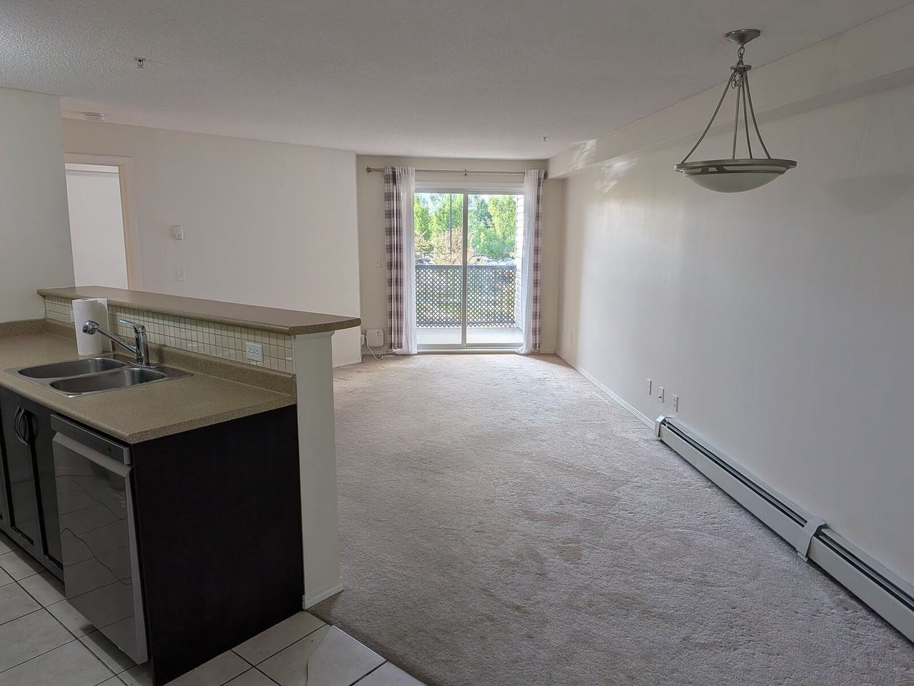 2395 East Evergreen 1000 - Photo 2 of 11