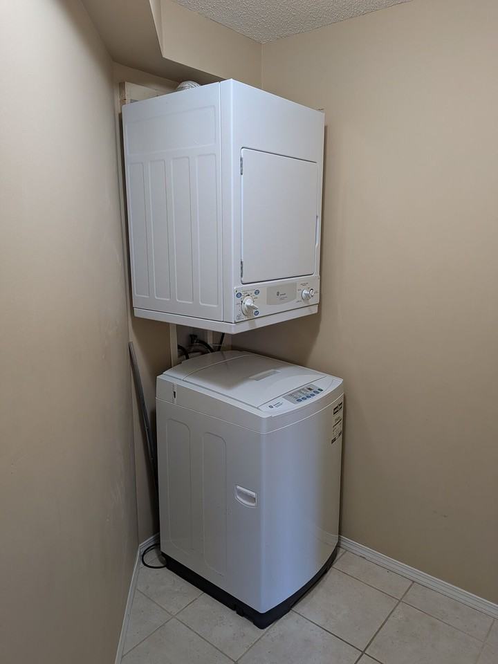 2395 East Evergreen 1000 - Photo 5 of 11