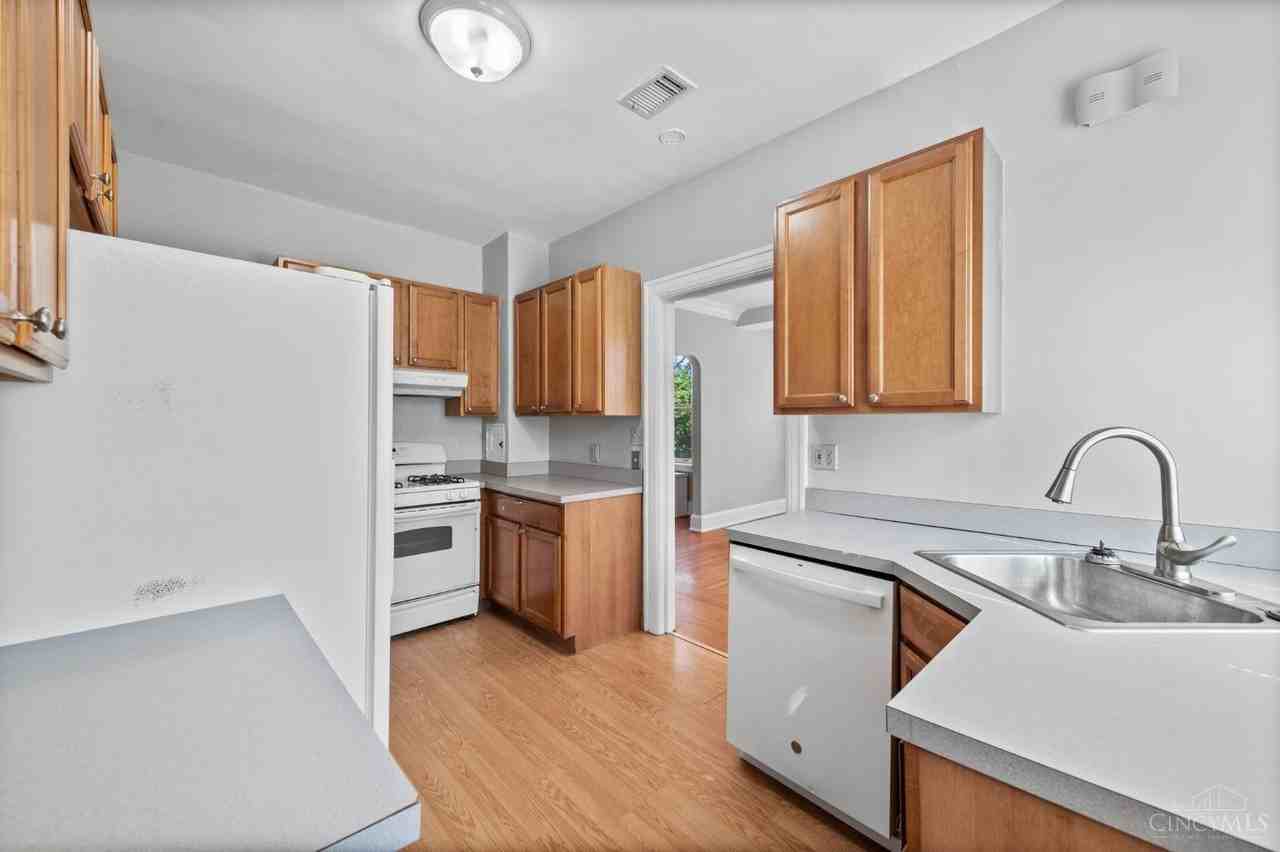 2817 Urwiler Ave #2 - Photo 7 of 12